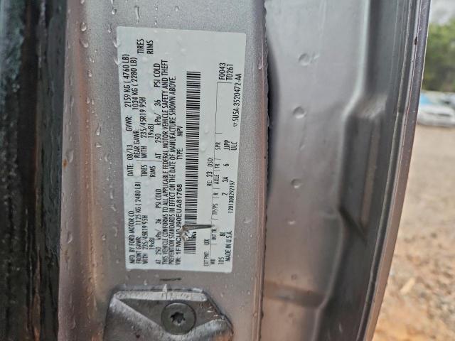 Ford Escape Titanium Image 14