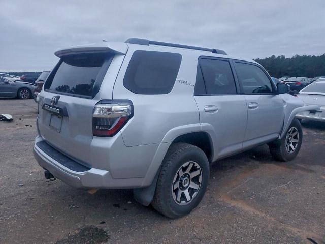 Toyota 4Runner Sr5/sr5 Premium Image 6
