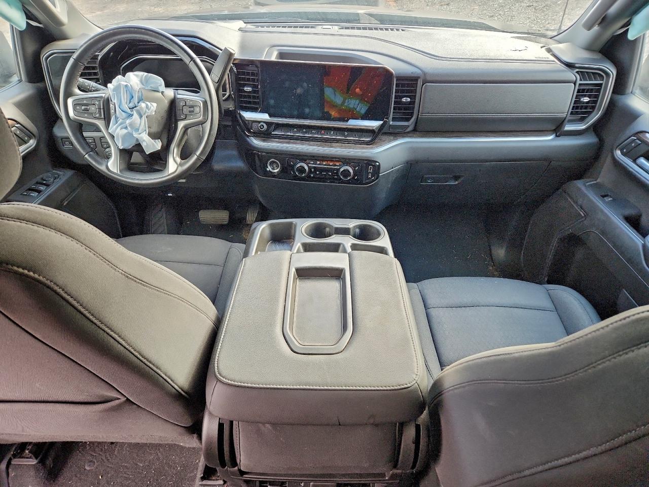 Chevrolet Silverado K1500 Rst Image 9