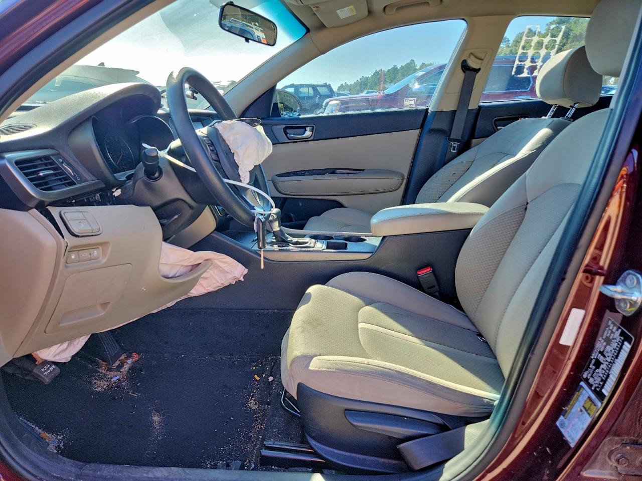 Kia Optima Lx Image 7