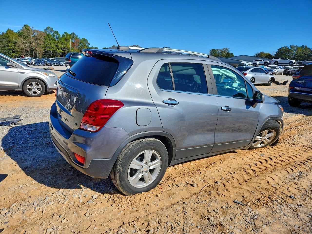Chevrolet Trax 1lt Image 2