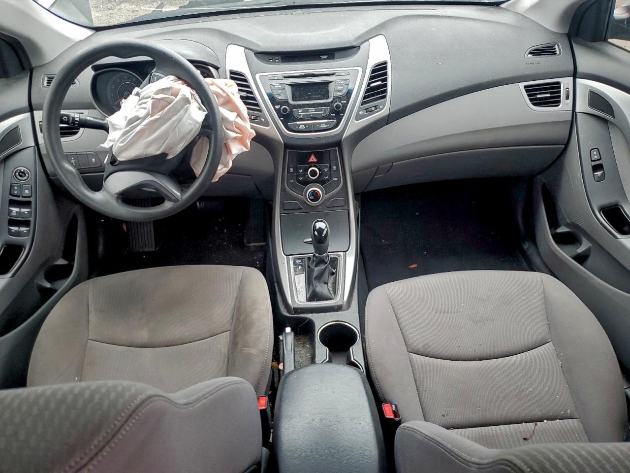 Hyundai ELANTRA Se Image 12