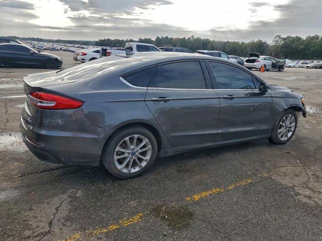 Ford Fusion Se Image 2