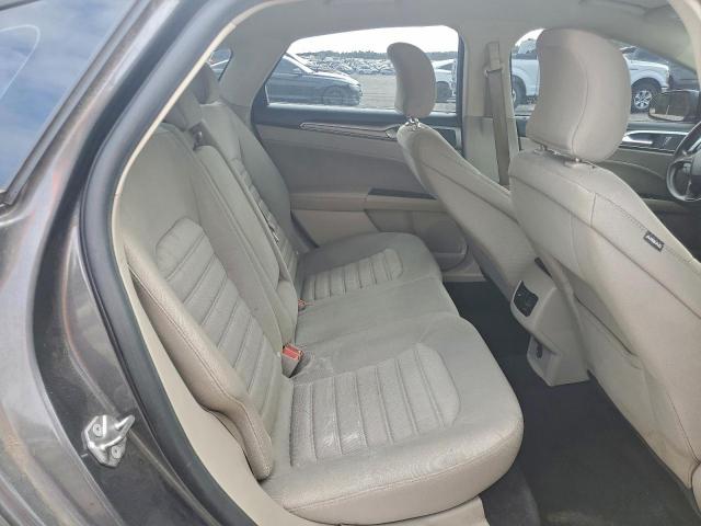 Ford Fusion Se Image 5