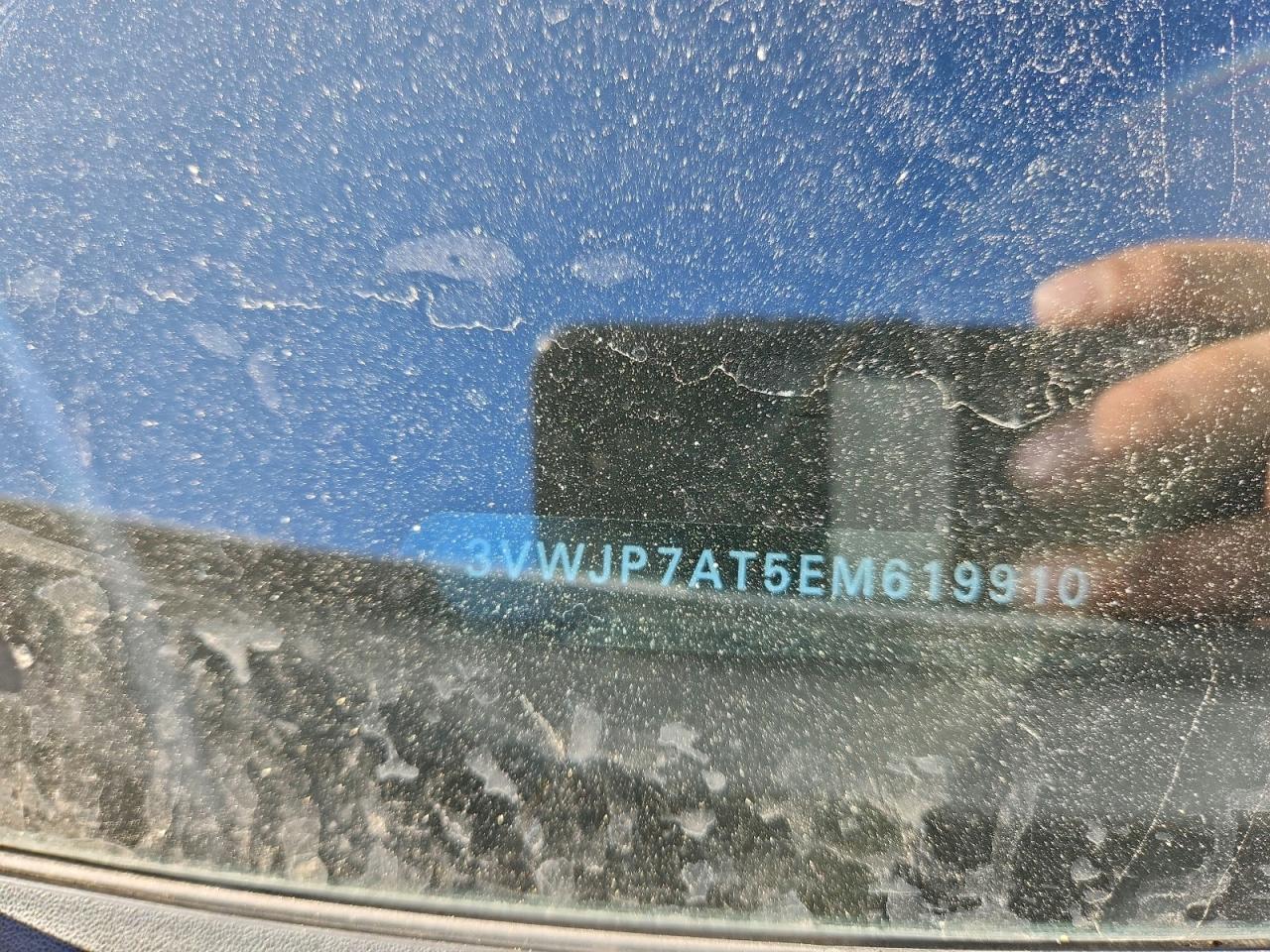 Volkswagen Beetle Image 11