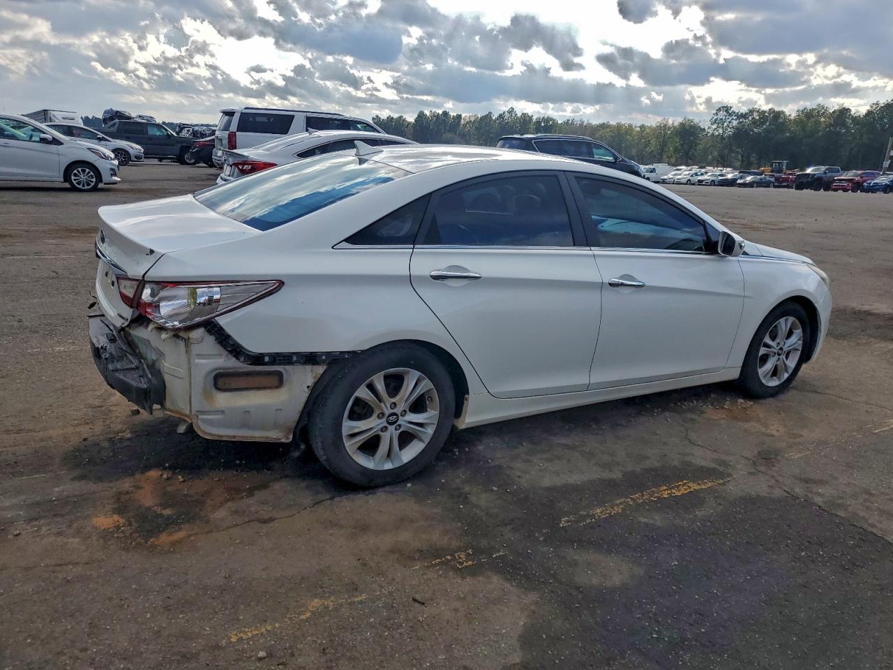 Hyundai SONATA Se Image 3