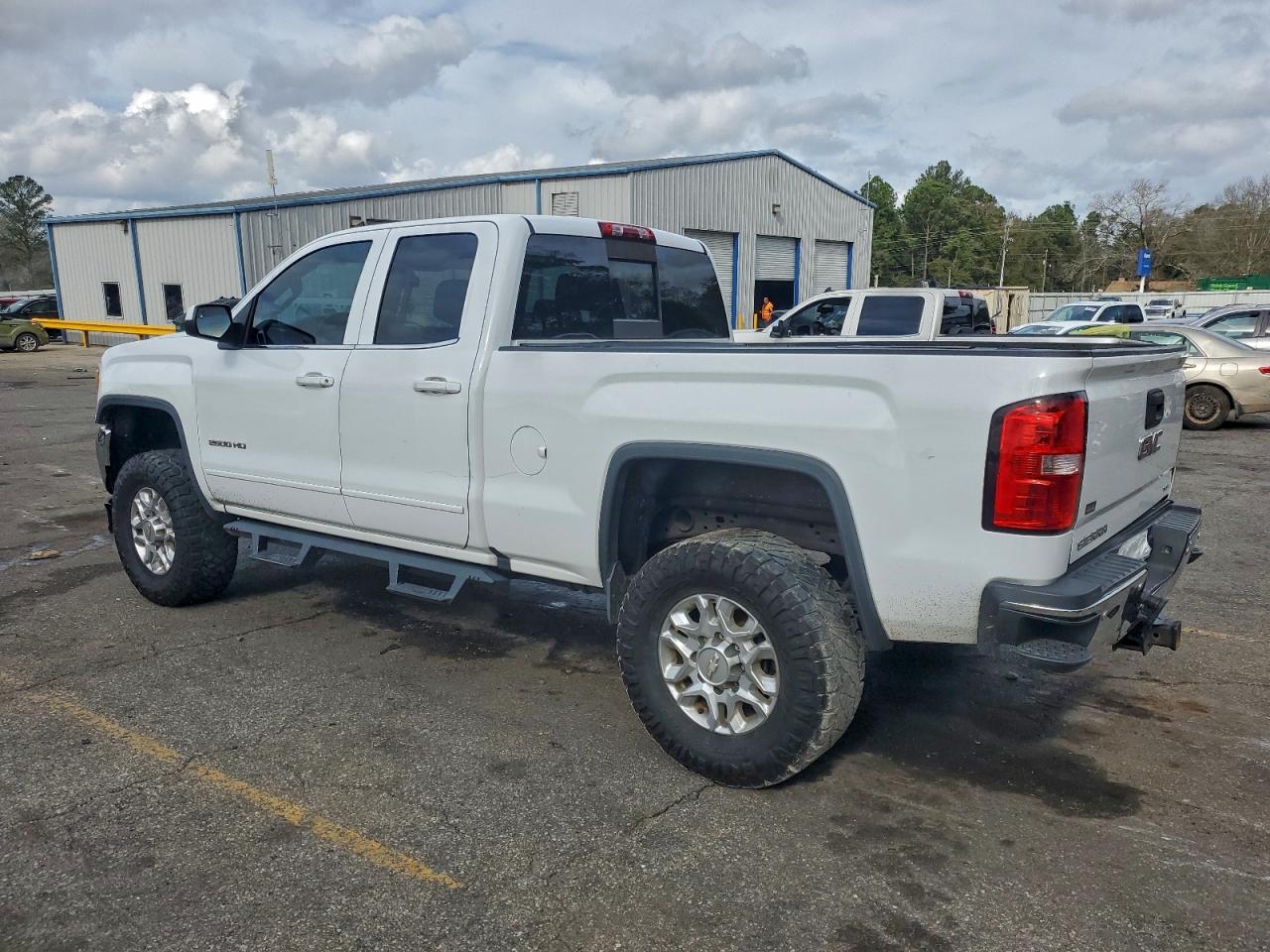 GMC Sierra C2500 Sle Image 3
