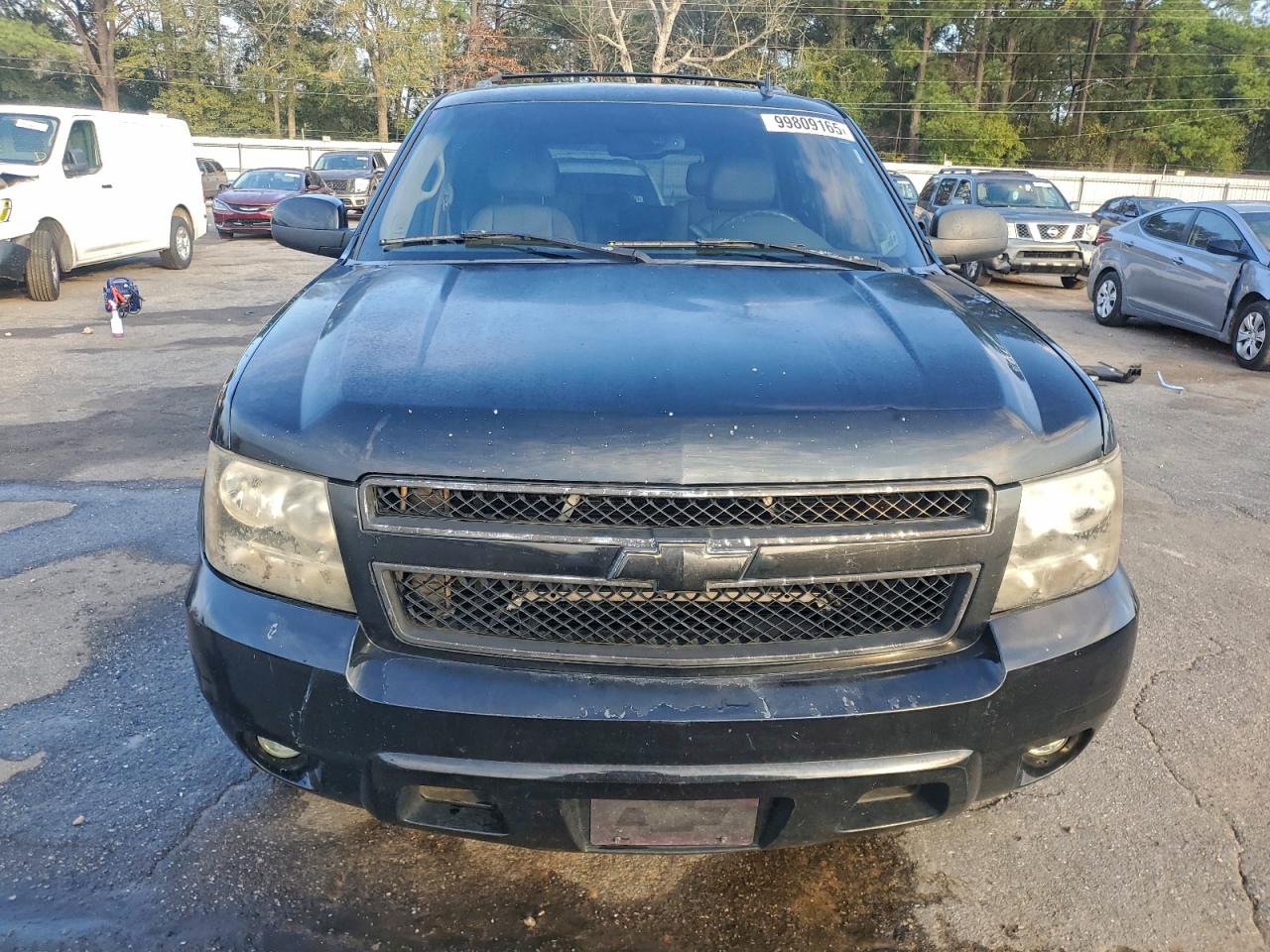 Chevrolet Tahoe C1500 Image 10