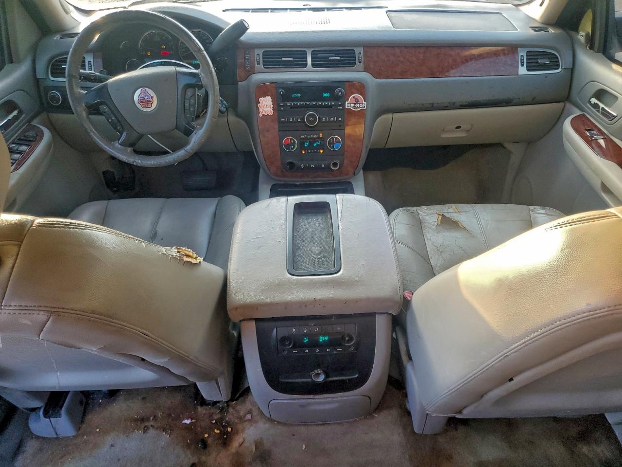 Chevrolet Tahoe C1500 Image 6