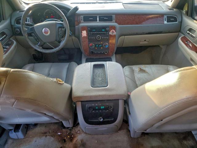 Chevrolet Tahoe C1500 Image 6