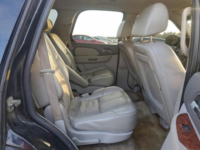 Chevrolet Tahoe C1500 Image 7