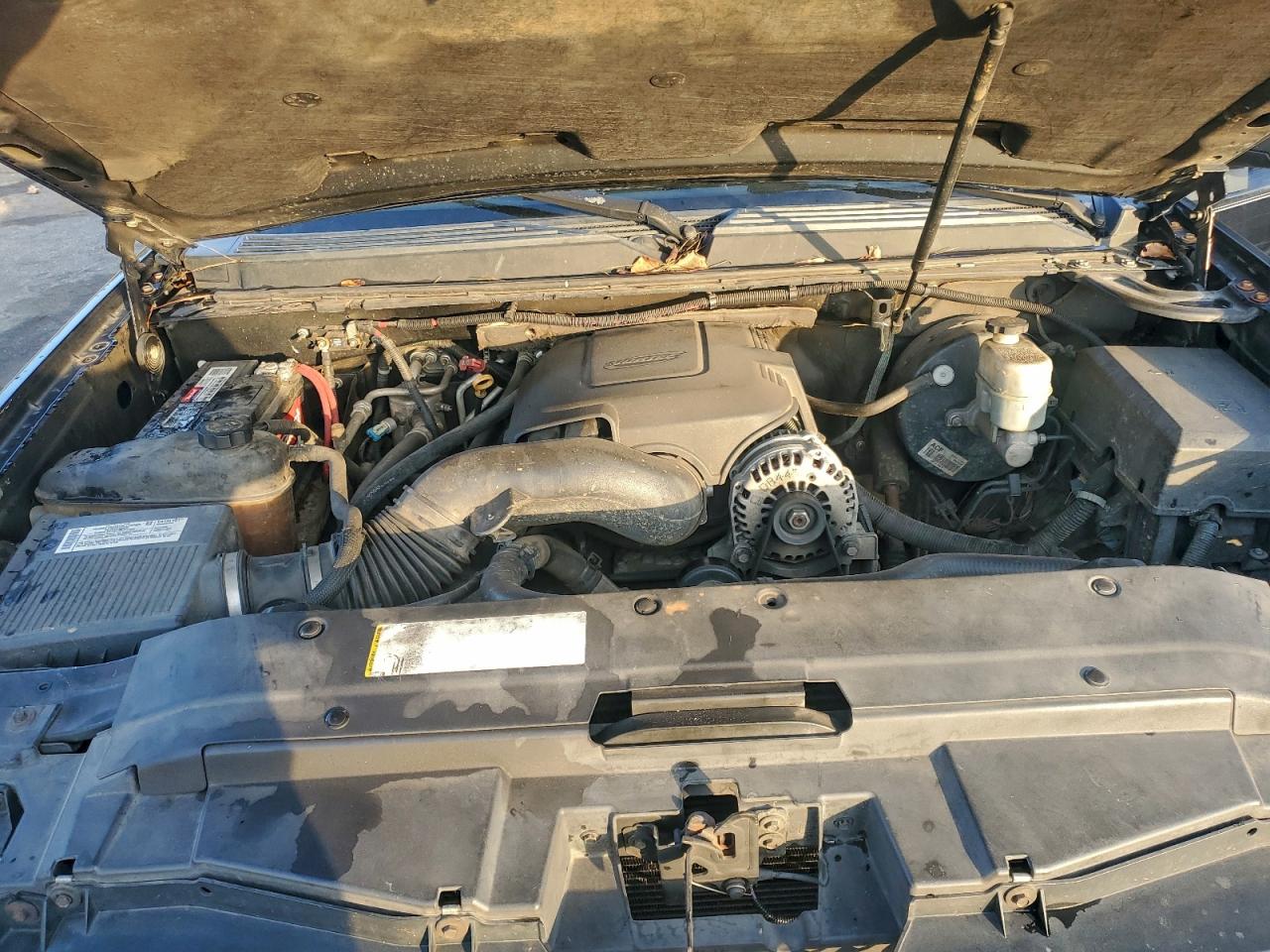 Chevrolet Tahoe C1500 Image 3