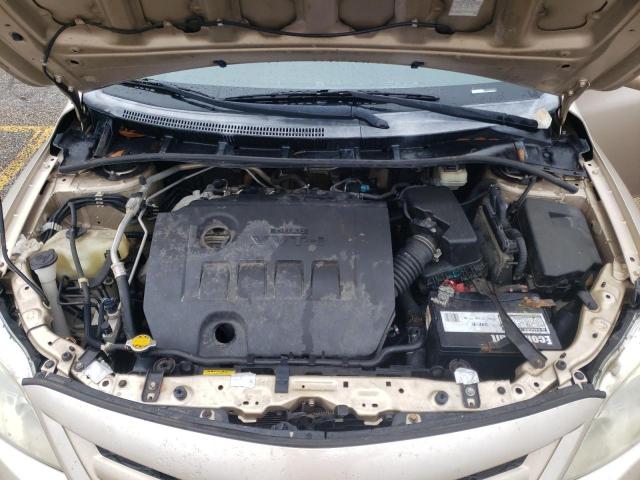 Toyota Corolla Base Image 6