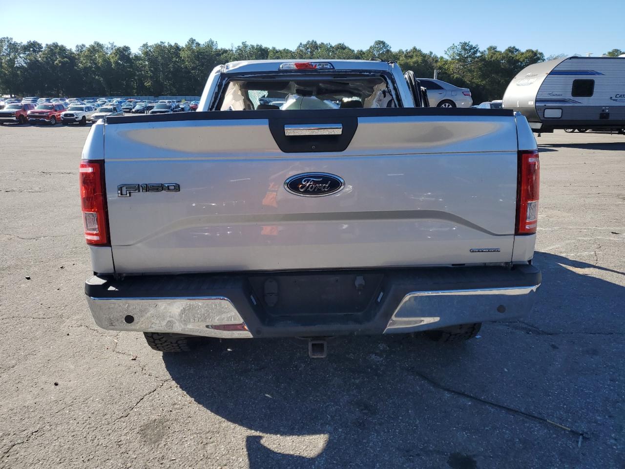 Ford F-150 Super Cab Image 12