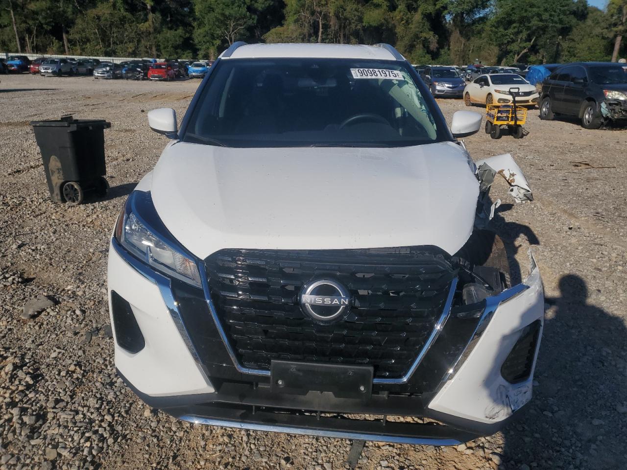 Nissan Kicks Sv Image 9