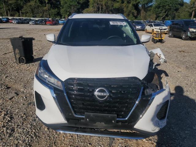 Nissan Kicks Sv Image 9