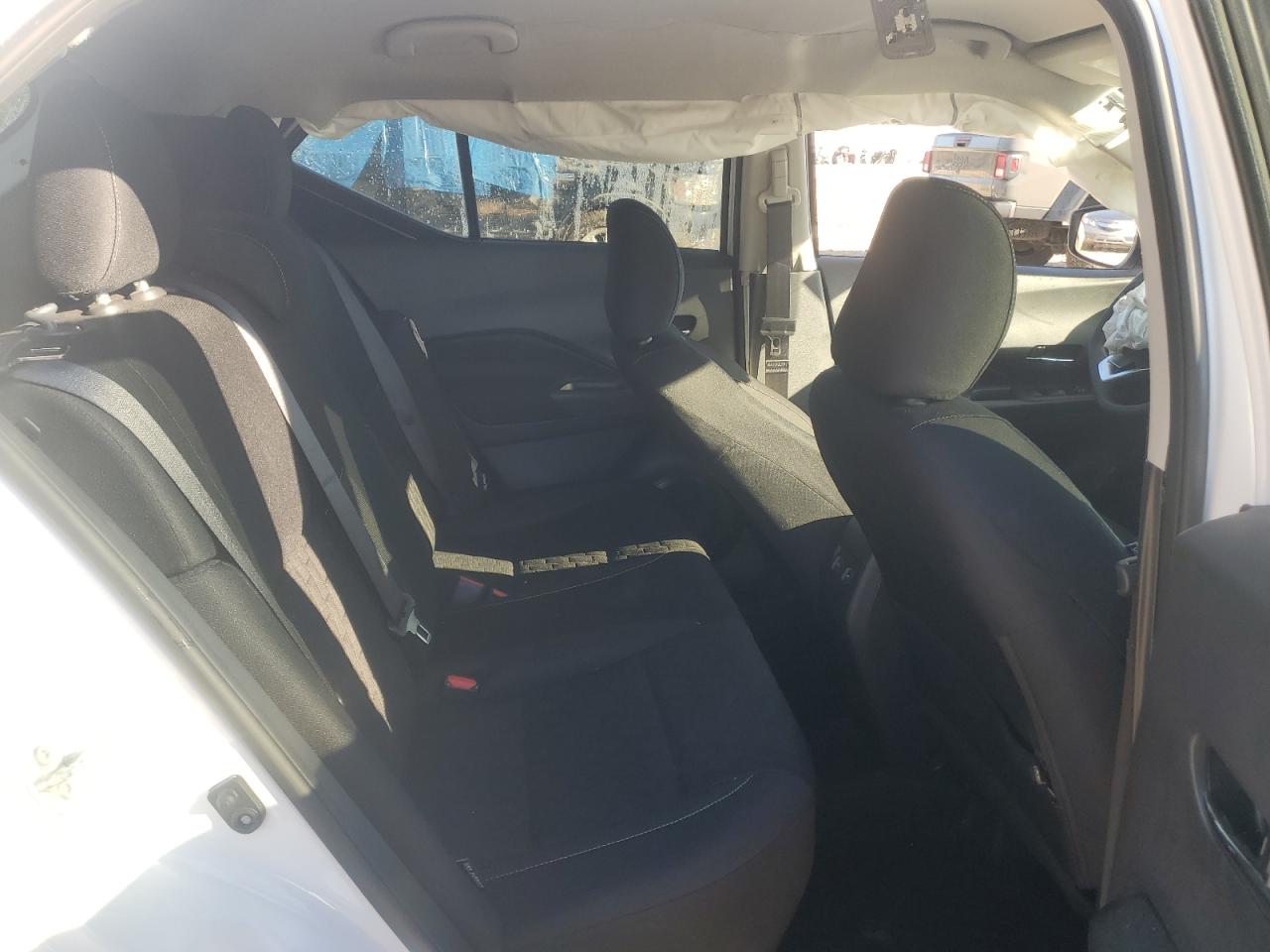 Nissan Kicks Sv Image 11