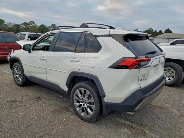 Toyota RAV4 Limited Image 4