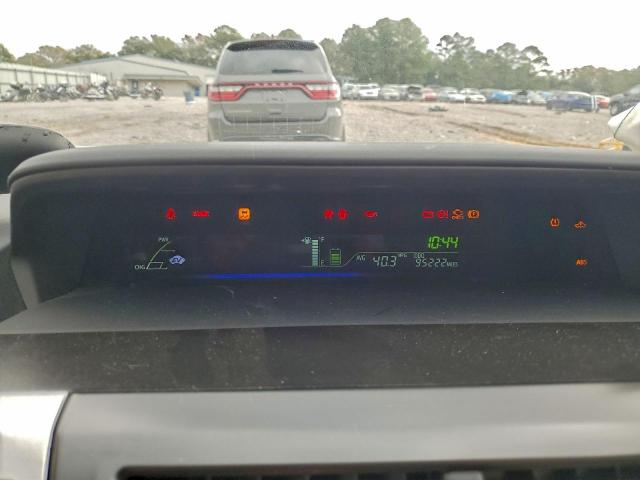 Toyota Prius Image 12