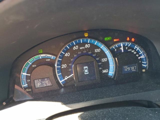 Toyota Camry Hybrid Image 6