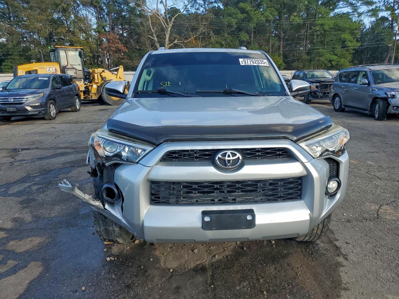 Toyota 4Runner Sr5 Image 6