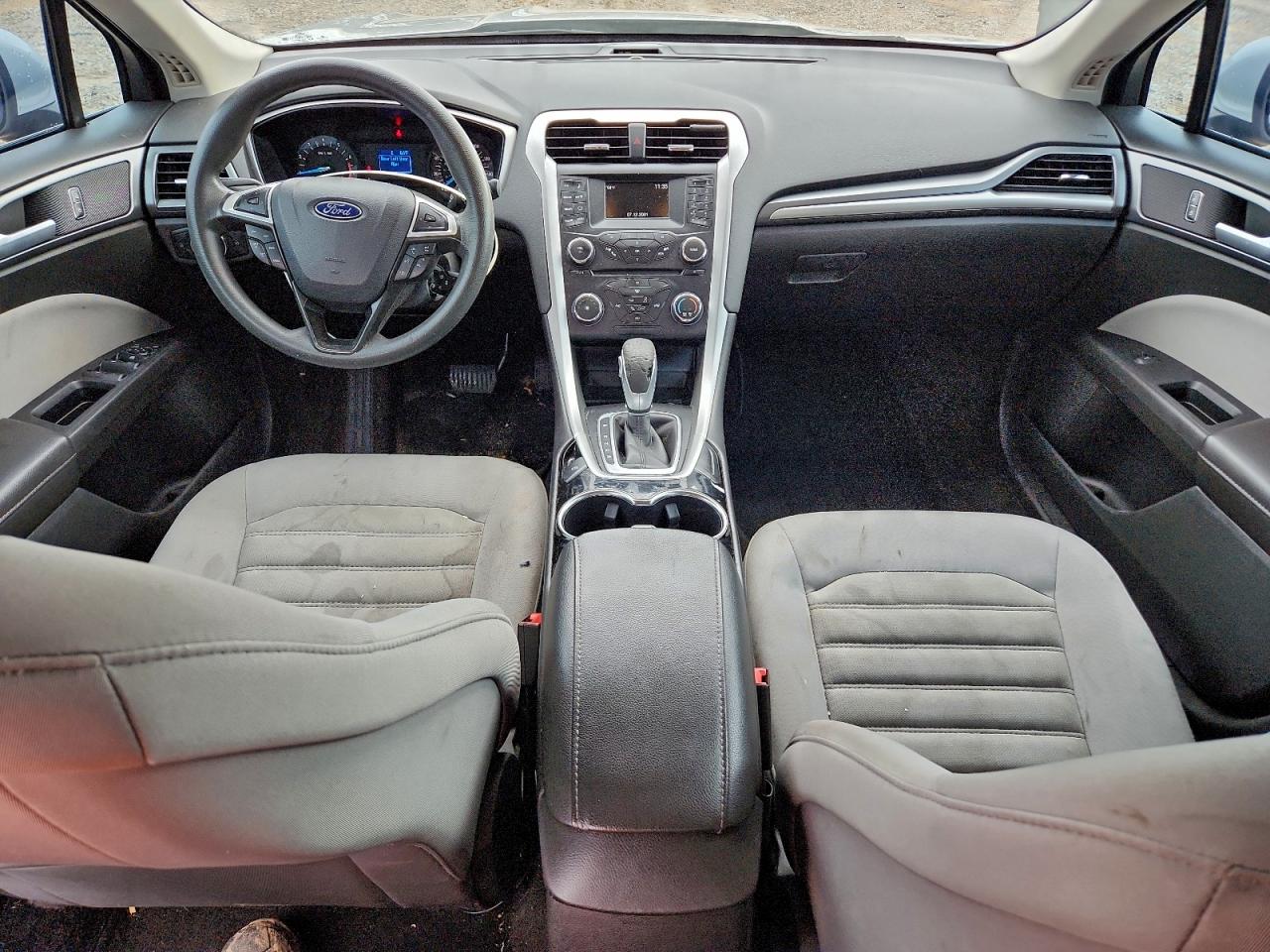 Ford Fusion S Image 12