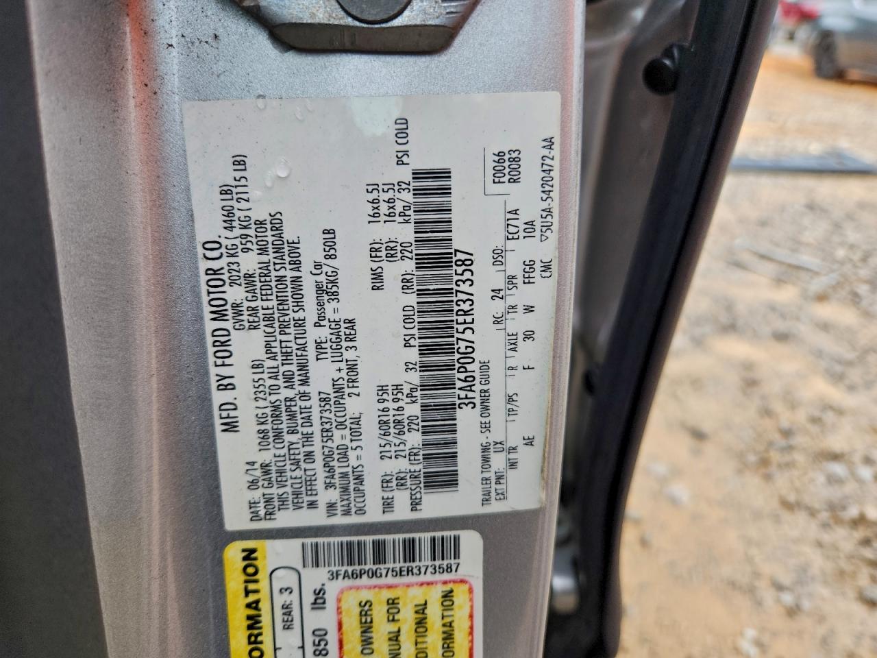 Ford Fusion S Image 11