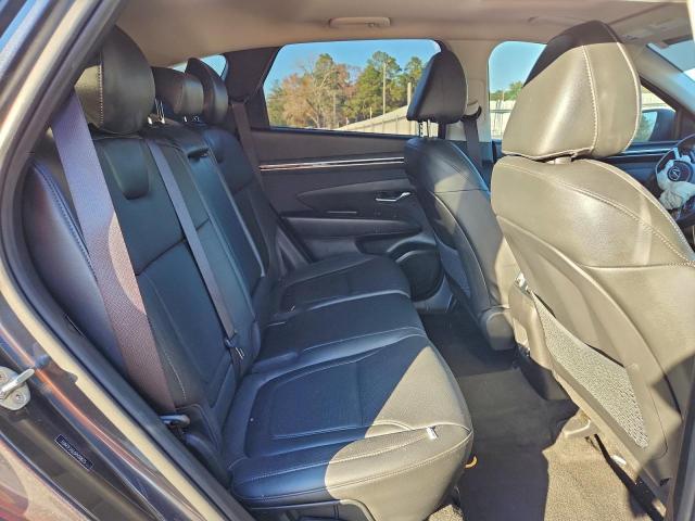 Hyundai TUCSON Sel Image 2