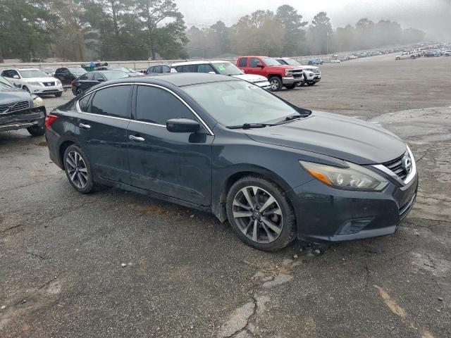 Nissan Altima 2.5 Image 7