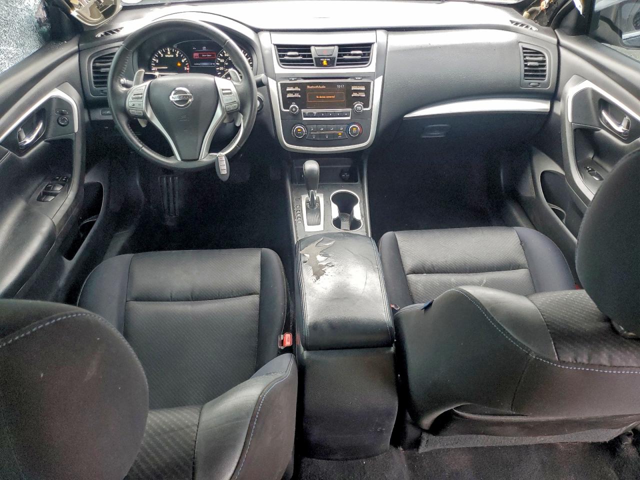 Nissan Altima 2.5 Image 9