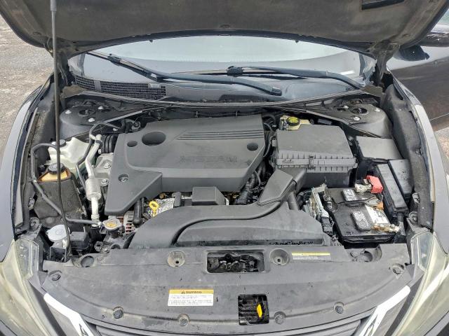 Nissan Altima 2.5 Image 8