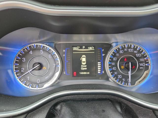 Chrysler 200 Limited Image 6