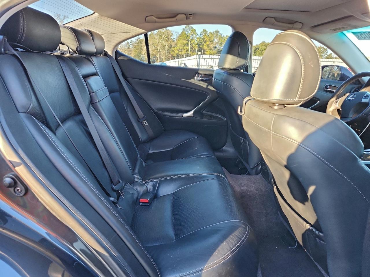 Lexus Is 250 Image 5