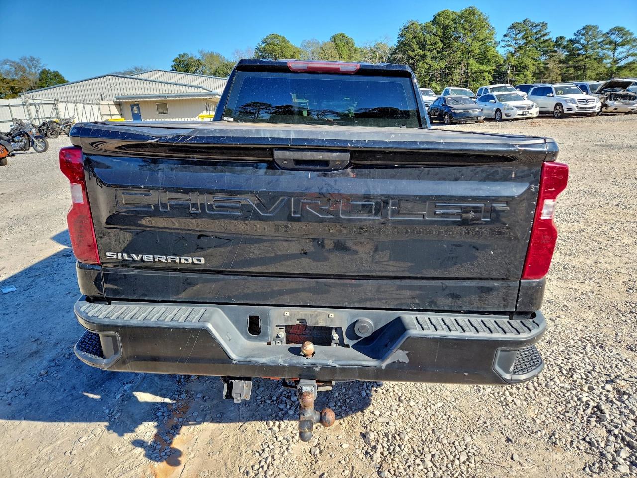 Chevrolet Silverado C1500 Image 12