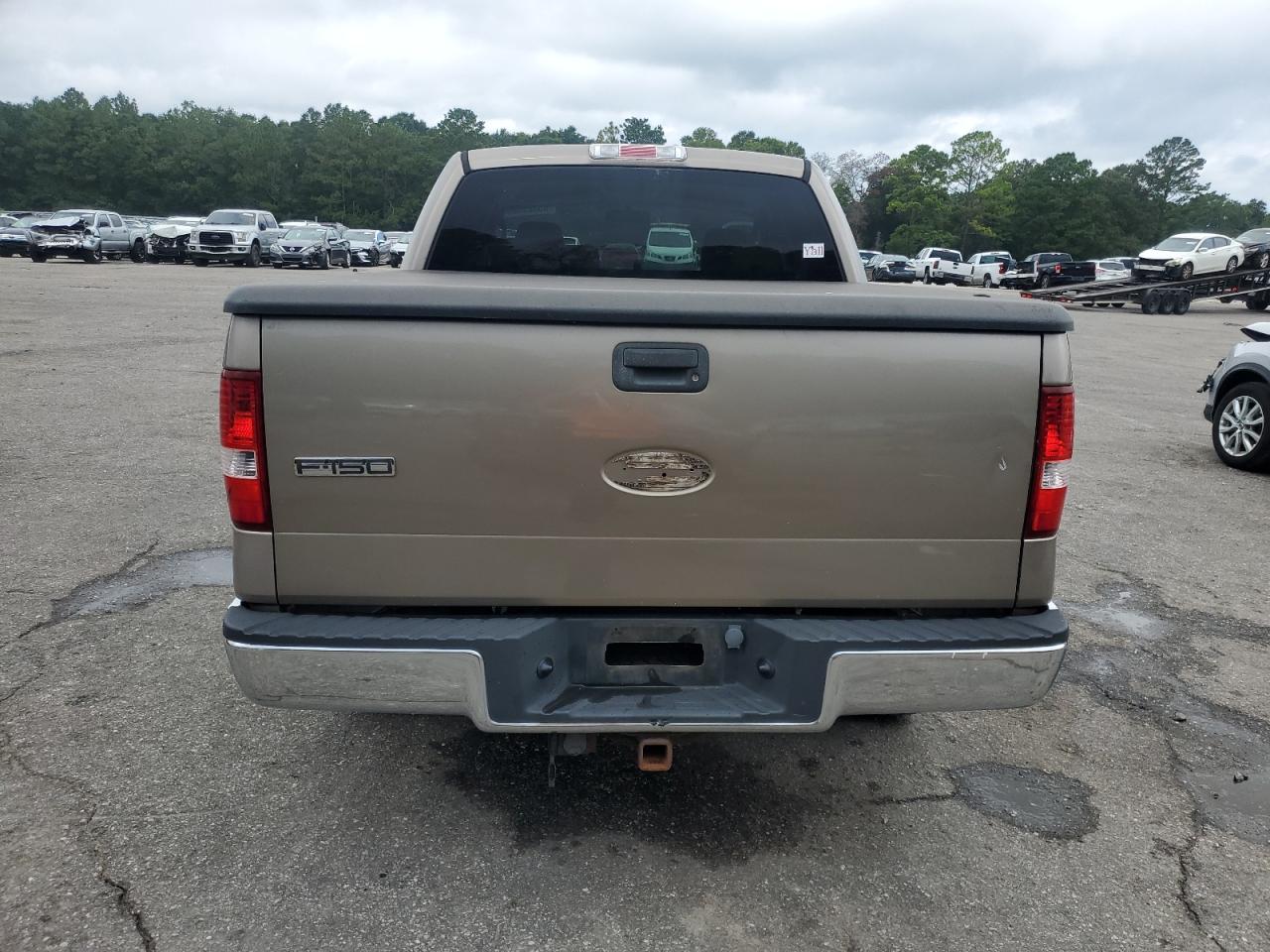 Ford F-150 Supercrew Image 2