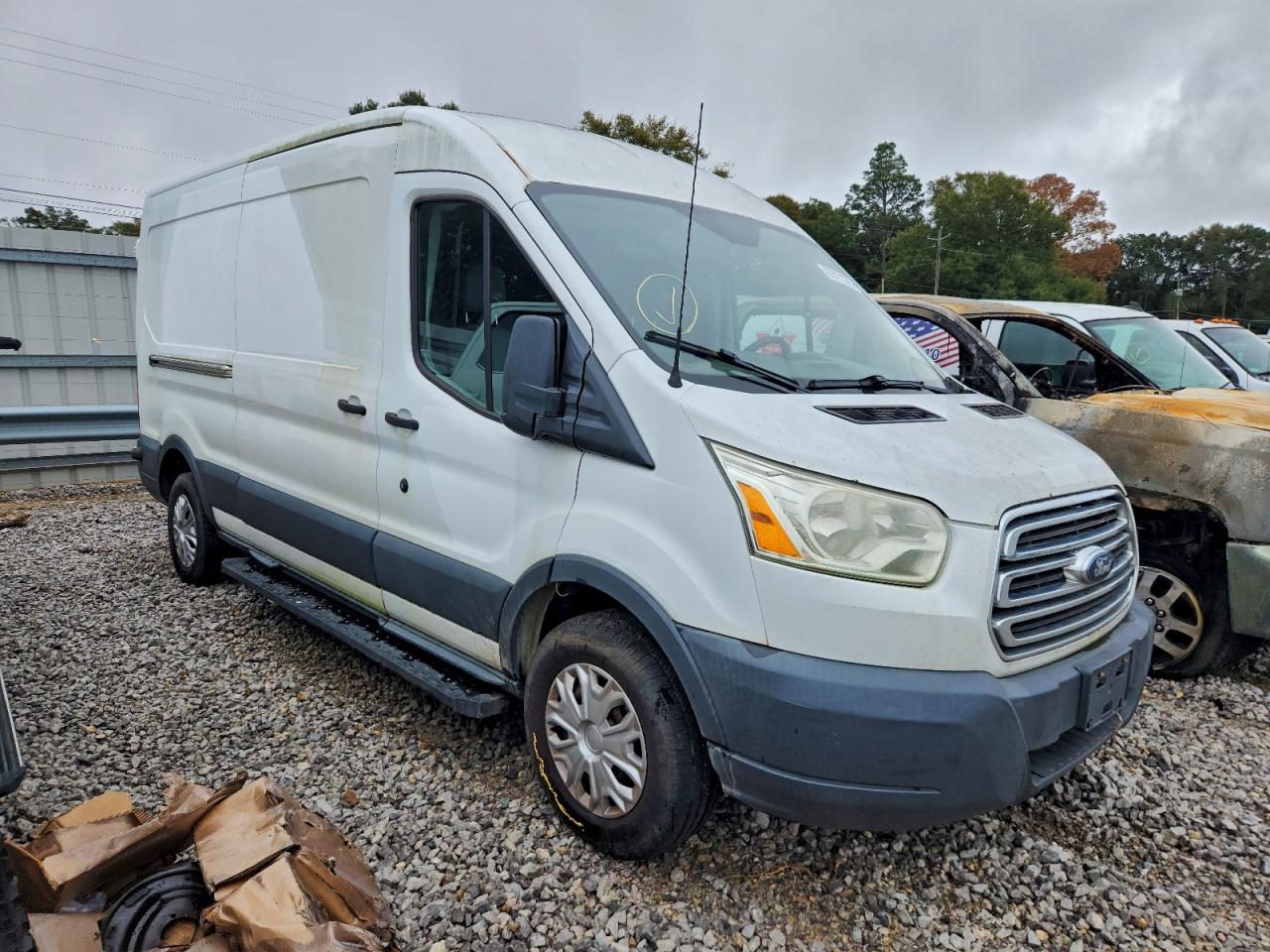 Ford Transit T-250 Image 9